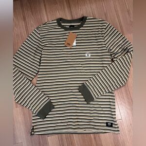 Vans classic fit men’s Striped Long Sleeve Tee nwt